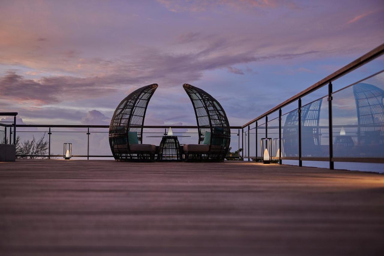 Angsana Teluk Bahang, Penang Batu Feringgi Buitenkant foto The Sky Bar