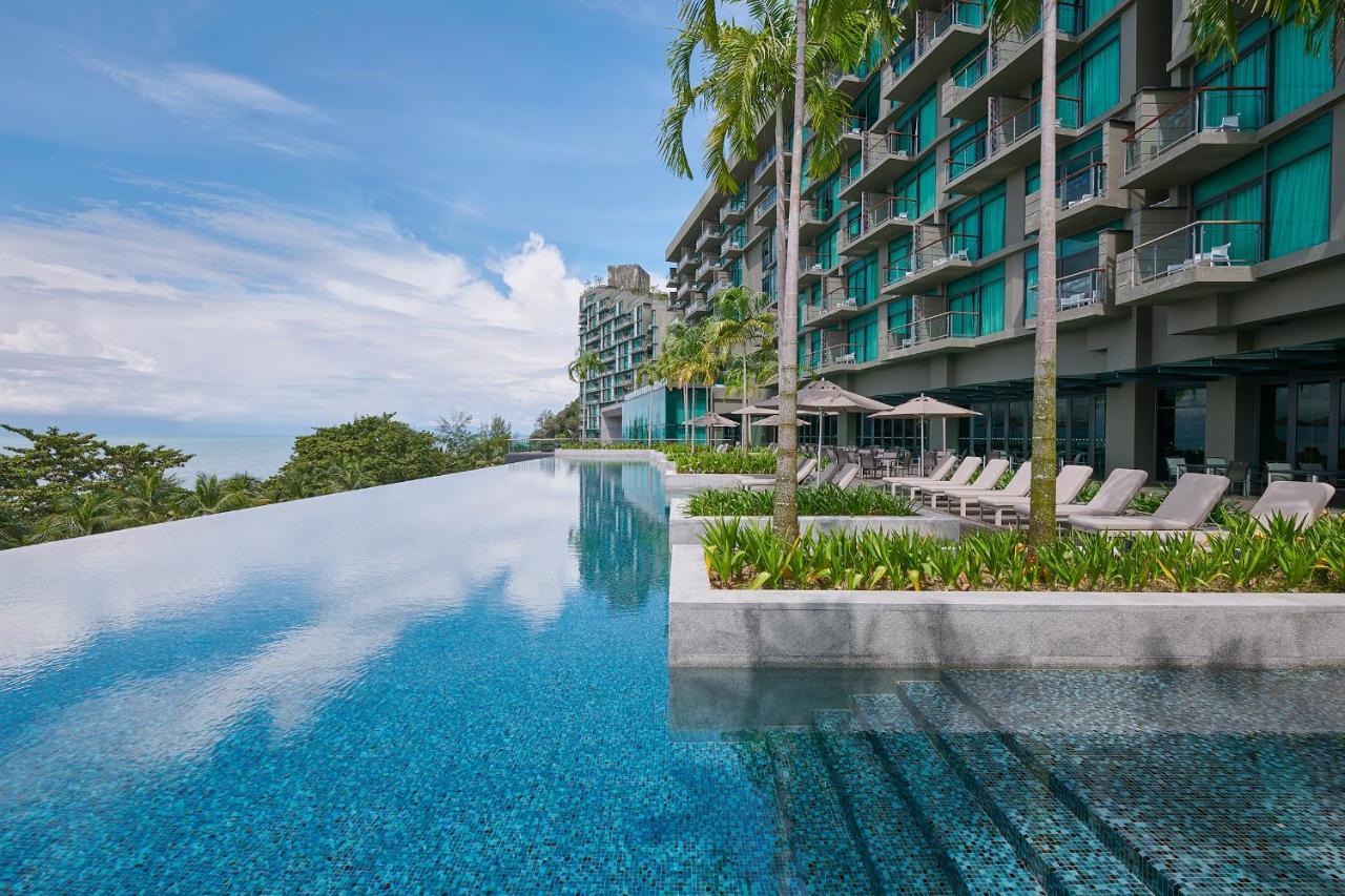 Angsana Teluk Bahang, Penang Batu Feringgi Buitenkant foto The swimming pool at the hotel